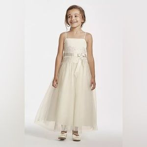 NWT DAVID'S BRIDAL flower girl lace & tulle spaghetti strap dress IvoryChamp sz6